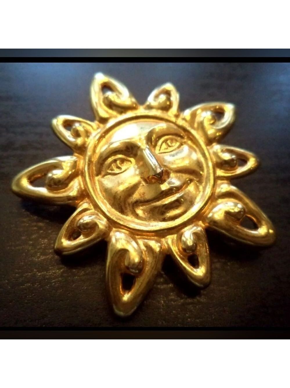 VINTAGE ESTATE SIGNED ANNE KLEIN SUN FACE 1 3/4" BROOCH EXCELLENT CONDITION